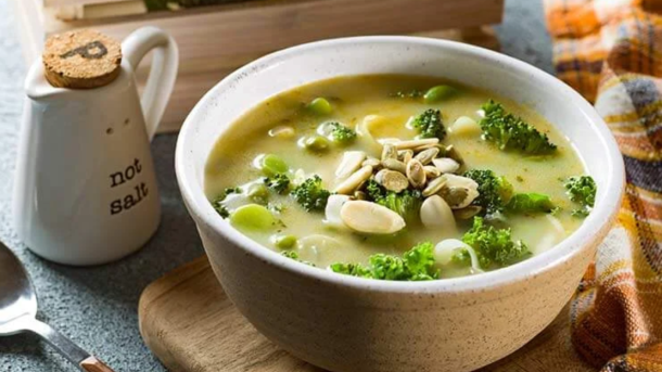 sopa con brocoli