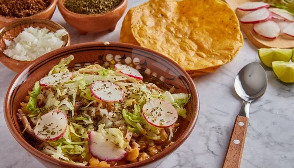 Pozole en la cocina mexicana